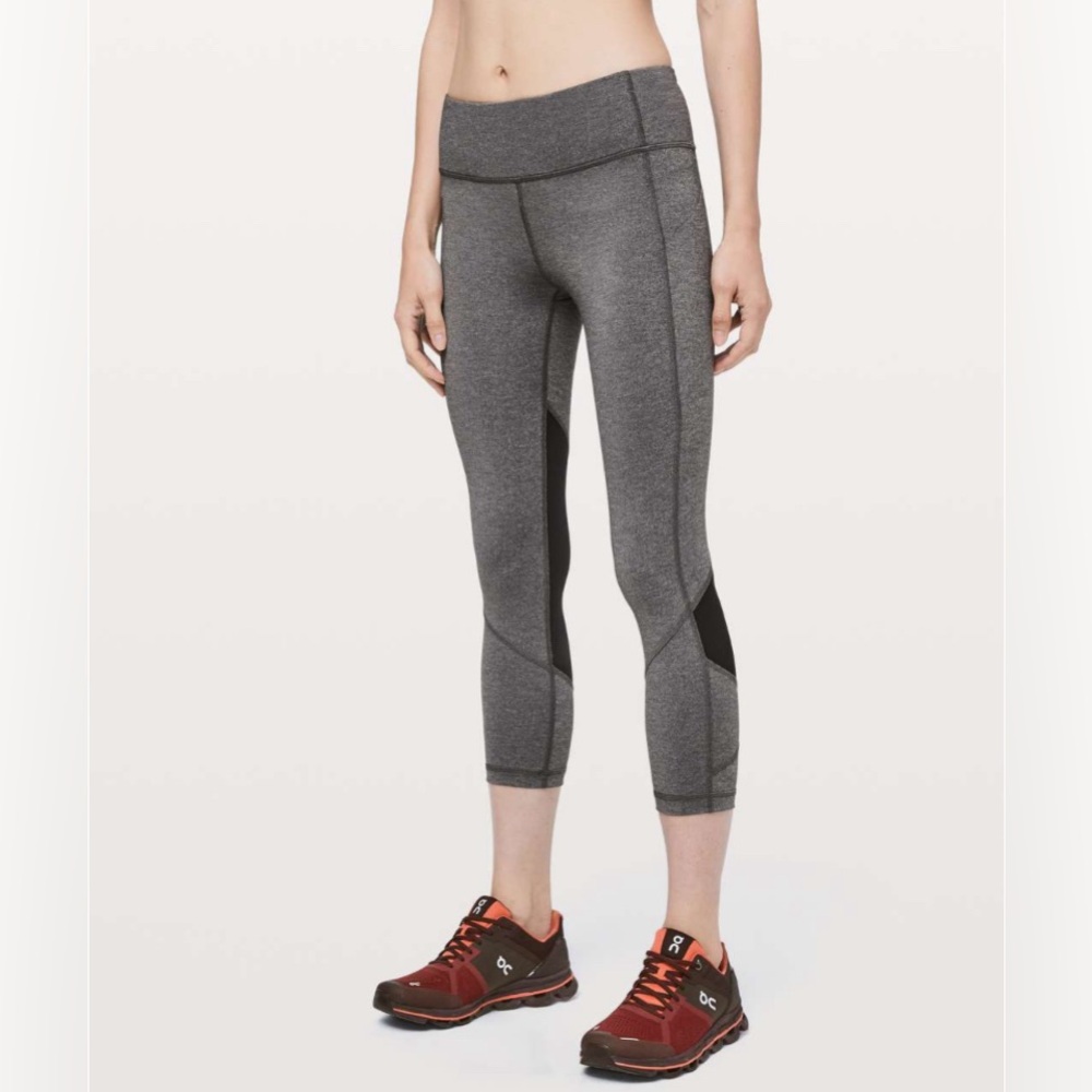 LULULEMON Women’s Pace Rival Crop 22" Heathered Black / Black Leggings Sz 8 EUC